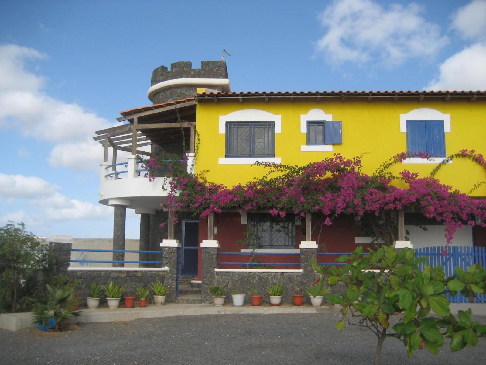 Casa Torre Hotel Palmeira Bagian luar foto